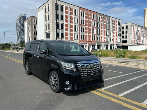 ឆ្នាំ​ 2015 V6 ក្រដាស់ពន្ធ