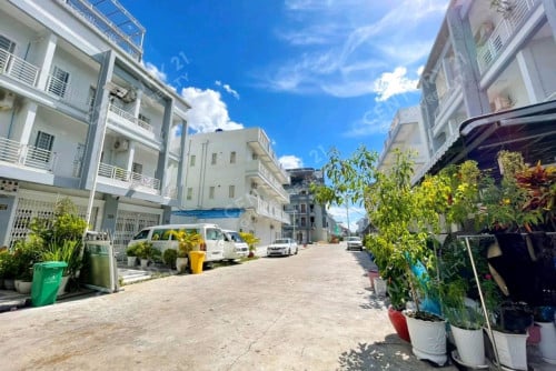 ផ្ទះថ្មី សម្រាប់ជួល E0+E1+E2