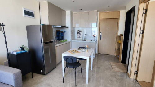Brand New 1-Bedroom Condo for Rent at The Pinnacle