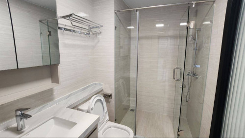 Brand New 1-Bedroom Condo for Rent at The Pinnacle