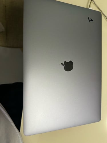 MacBook Pro 16inch core i7 Ram32G 500G