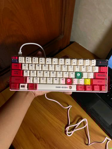 Mario keyboard 60% mechanical ថ្មី