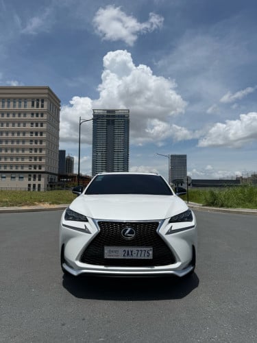 NX200t 2015 F-Sport ឡានស្អាត