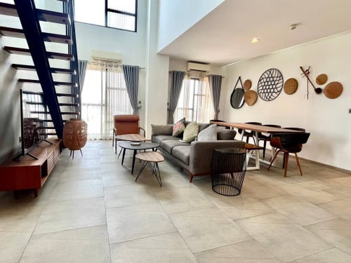 Penthouse for rent near Aeon Mall 2