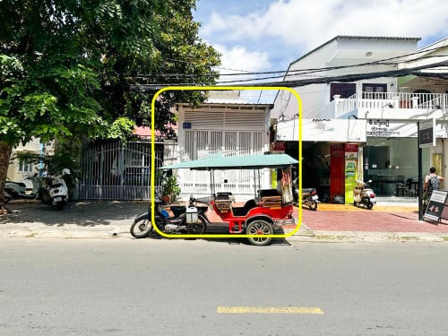 Shophouse for Rent In Daun Penh