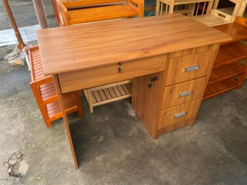 តុបុគ្គលឹក