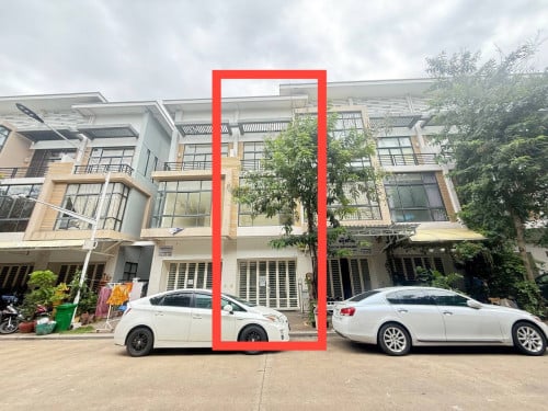 ផ្ទះលក់បន្ទន់ក្នុងបូរីប៉េងហួតបឹងស្នោរ145000$(ចរចាណ៍)