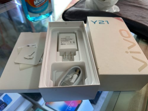 ឆ្នាំងសាក 18W សុីនៗ Origional = 8$