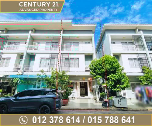 វីឡាកូនកាត់ (ខាង) LC2​ ក្នុងបុរី ប៉េងហួត 598 ផ្លូវឯកឧត្តម ជាសុផារ៉ា ត្រូវការលក់បន្ទាន់ខ្លាំង