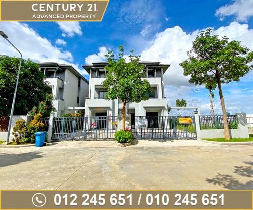 🏘 វីឡាភ្លោះ កែង(Twin ) ក្នុងបុរី ជីបម៉ុង50ម ត្រូវការលក់បន្ទាន់ខ្លាំង