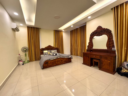 វីឡាសម្រាប់លក់ | VILLA FOR SALE (បុរីឡុងនីគម្រោង3)