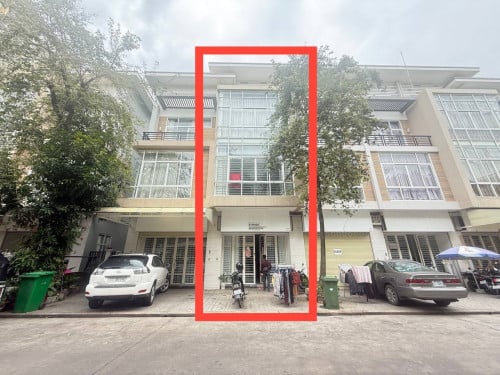 House for urgent sale at Peng Huot, Boeng Sana 200000$ (Negotiate)