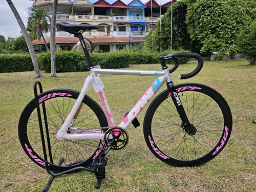 LOWII តួអាលុយសុីន ជំពាស់កាបេាន