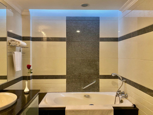 Luxury Two bedroom for rent At Toul Kork