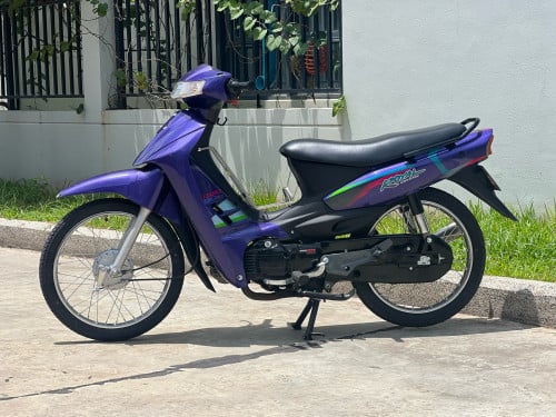 Royal suzuki 1993 នៅសំណុំ​ ស្អាត