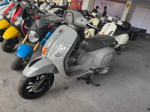 មកដល់ថ្មី