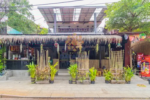 ផ្ទះអាជីវកម្មលក់ជិតមាត់ស្ទឹងក្រុងសៀមរាប/Shophouse for Sale in Siem Reap City Close to Riverside