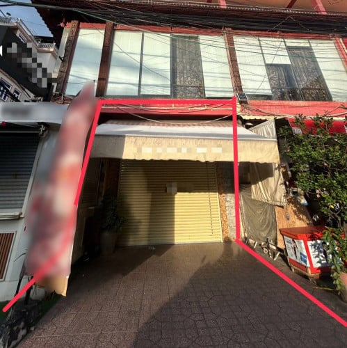 Ground Floor Shophouse for Rent in Toul Tompoung