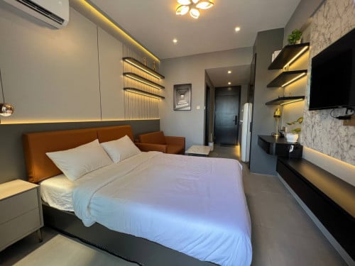 Best Deal in BKK1 | Studio for sale