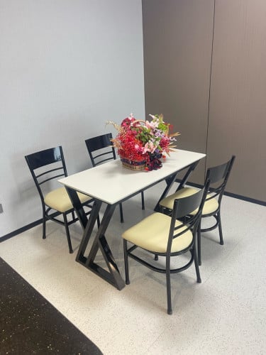 Dining table set with four chairs ( metal all )