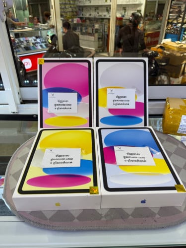 iPad 11 generation 2025 new box 📦wifi