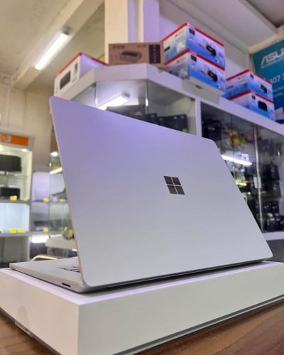 Microsoft Surface Laptop 5