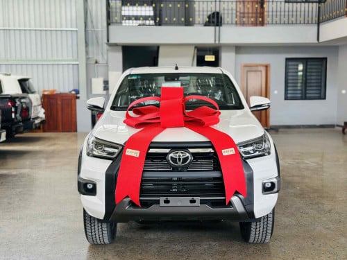 Toyota Hilux Rally 2026 ថ្មី100%.
