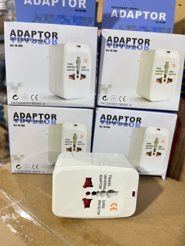 Universal Adaptor ឌុយបន្ត មុខងារច្រើន