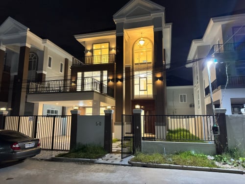 វីឡាទោល សំរាប់ជួល