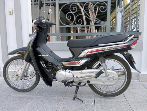 ហាងលឹមហ៑ួរ ធានាលេីកាតគ្រី ម៉ាសុីន ផ្លាកលេខភ្នំពេញ