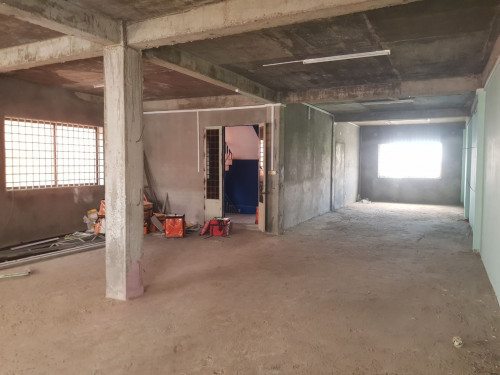 ๐ฆHouse Available for Urgent Sale at a Special Price (Negotiable).