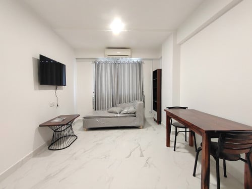 Brand New Condo 2 Bedrooms for RENT in Arakawa Condo