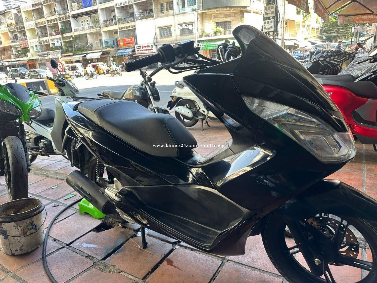 Honda pcx 150cc Japan price 1480 00 - Honda Pcx 150cc Japan 124573175229066679772344 B