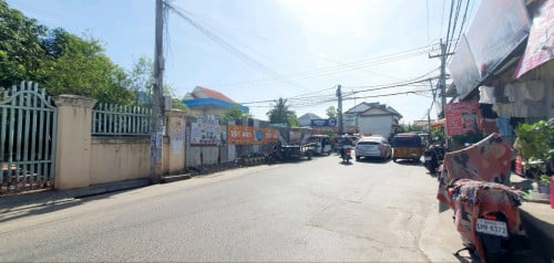 ដីកែងសម្រាប់ជួល ៖ ជិតផ្លូវវេងស្រេង, ភ្នំពេញ