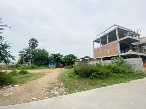 ដីសម្រាប់លក់ ទីតាំង​នៅចំការដូង | Land size at Chomka dong