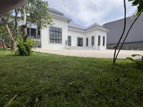 Single villa family for rent