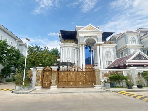 Single Villa For Rent Near Aeon Mall 2