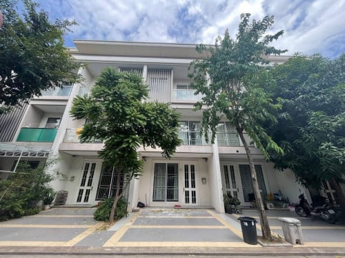 Villa for rent at AEON2