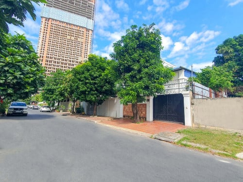 ផ្ទះសម្រាប់លក់នៅទួលគោក