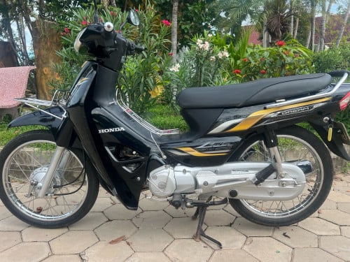 Honda Dream 2021 ស្អាត