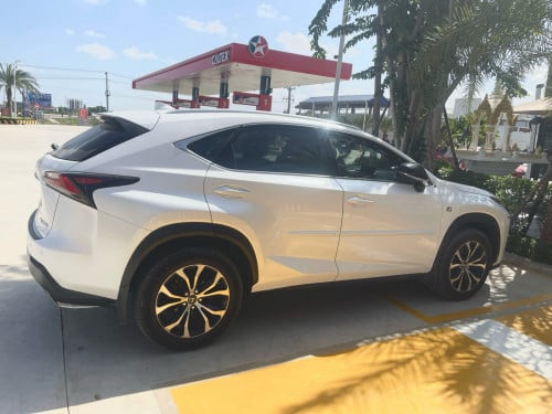 ឡានជិះខ្លួនឯងផ្ទាល់