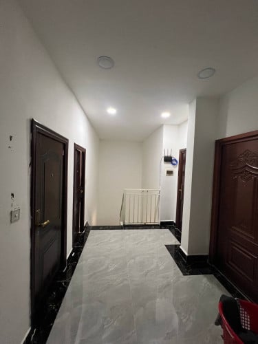 ផ្ទះ២ល្វែងលក់ប្រញាប់