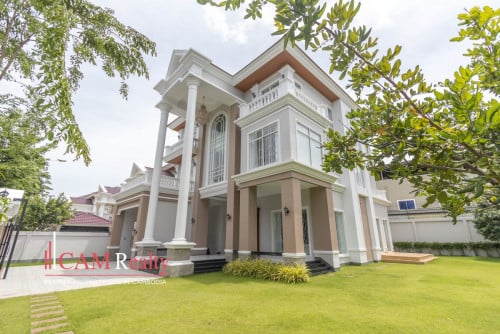 王后别墅出租 Borey Peng Houth 60米