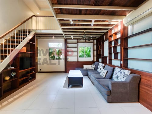 🏡 7 Bedrooms villa available for rent in Tonle Bassac Area (Aeon mall)