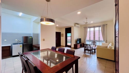 Cozy Three bedroom for rent at Bkk1 🍀