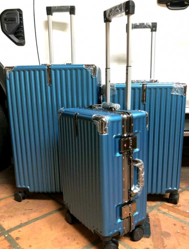 Suit case