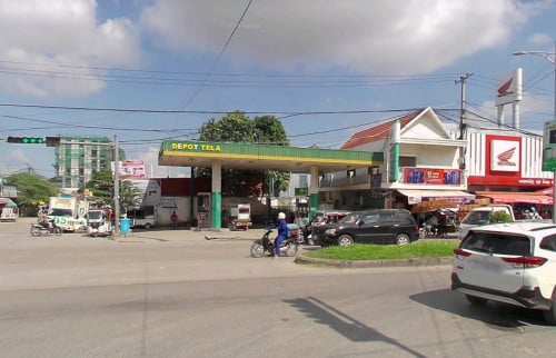 ដី និង ផ្ទះ2ល្វែងលក់ លើផ្លូវធំចំការដូង កែងជា4 តំបន់រកស៊ីអ៊ូអរខ្លាំង