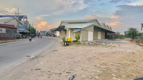 ឃ្លាំងសម្រាប់ជួល ៖ នៅឈូកវ៉ា២, សង្កាត់ពោធិ៍សែនជ័យ (ទំហំ235m2)