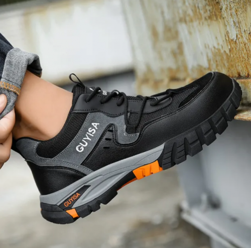 ស្បែកជើងសុវត្ថិភាពម៉ាក Guyisa (Safety Shoe With Metal Head and Metal Sole)