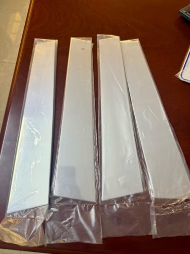 ក្រូម៉េបិទលើទ្វា Mercedes S400